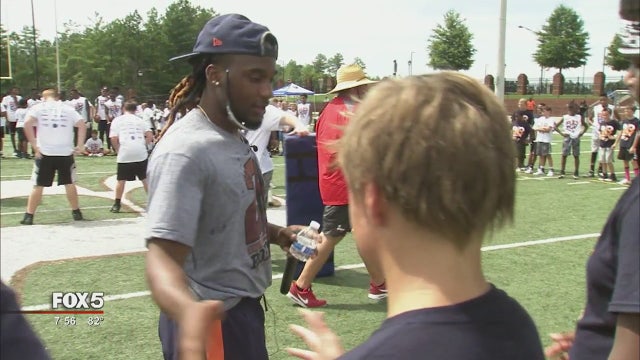 Roby brings several NFL players to help run free youth camp