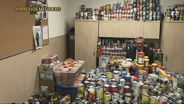 UF allows parking violators to pay tickets with food donations