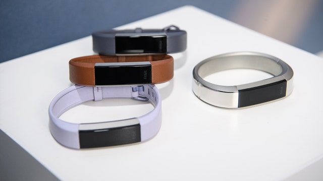 Pentagon restricts use of fitness trackers, other devices