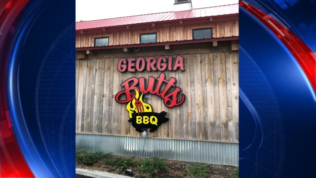 Burgers with Buck: Georgia Butts BBQ