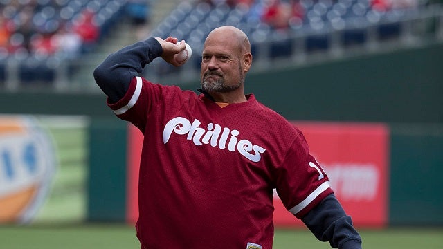 Former Phillies catcher Darren Daulton dies at 55