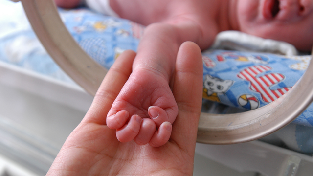 Parents don't get enough sleep for 6 years after a child is born, researchers say