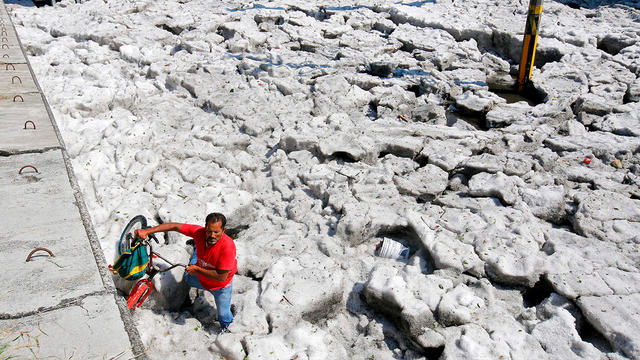 Freak hailstorm in Mexico buries cars, swamps streets in up to 5 feet of ice