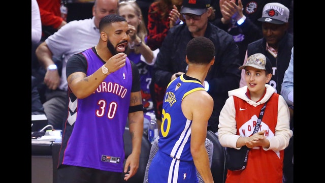 Drake picks lint off Steph Curry, puts it up for sale on Ebay