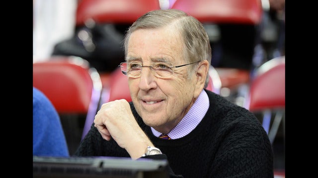Raiders broadcaster Brent Musburger posted controversial tweet about Sen. Warren's heritage