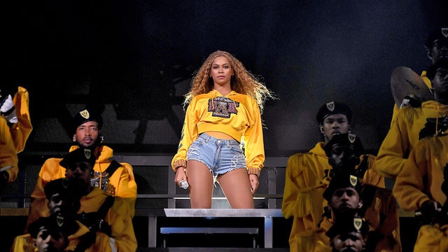 Beyonce gives $100,000 to 4 historically black schools