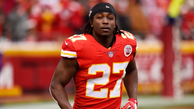 Cleveland Browns sign Kareem Hunt 2 months after video shows star running back kicking a woman