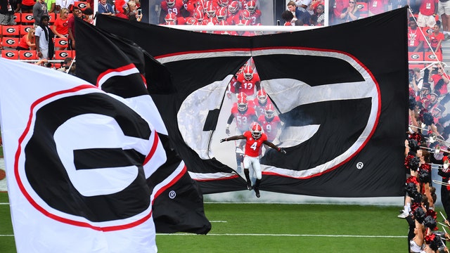 UGA jumps to No. 2 in AP football poll