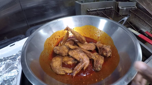 Delaware County restaurant challenges diners to eat 10 ‘Chaos Wings'