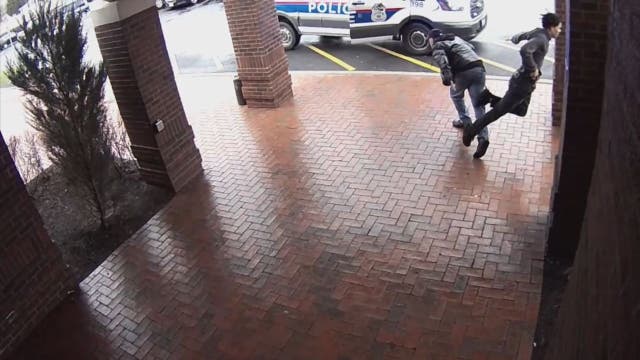 Ohio grandfather 'sticks a leg out' for officers to help catch suspect