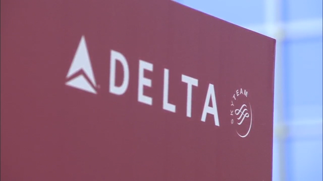 JetBlue, Delta will test biometric boarding passes