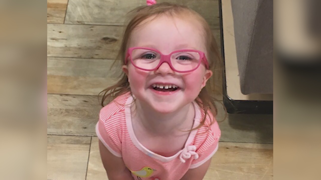 Georgia mom painting mailboxes to pay daughter's medical bills