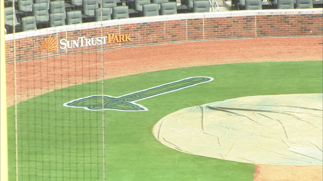 BEHIND THE SCENES: FOX 5 tours SunTrust Park