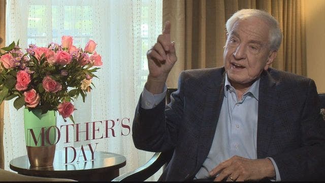 Entertainment legend Garry Marshall dies at 81