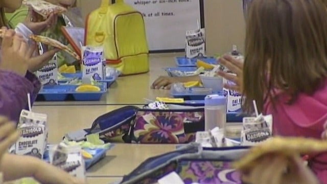 Under Trump, refined grains, low-fat chocolate milk now OK for school lunches