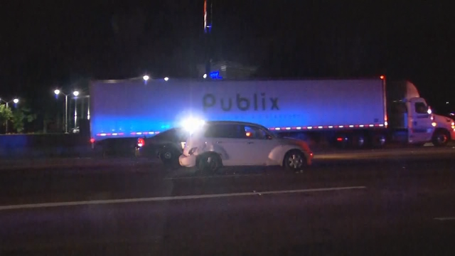 Man hit, killed on I-285 helping stranded driver