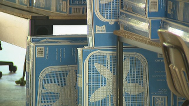 Union City Fire Department gives away fans