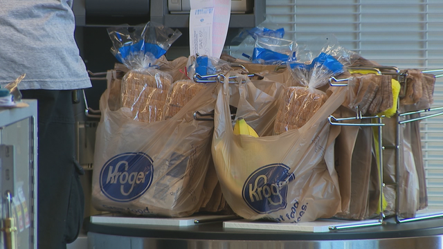 Kroger planning to phase out plastic bags