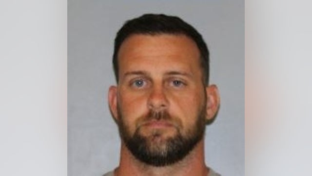 Hall County teacher arrested for allegedly sending obscene photo to teen