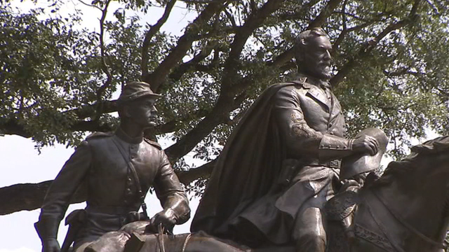 Dallas' controversial Robert E. Lee statue sells at auction for over $1.4 million