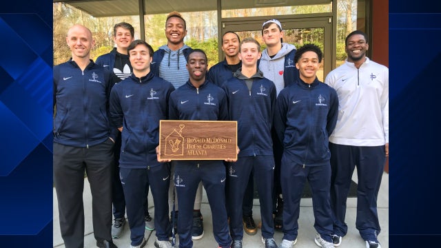 Pace Academy basketball champs bake treats for charity