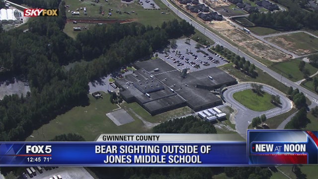 Bear spotted near Gwinnett County middle school