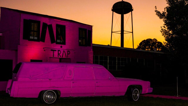 2 Chainz to open 'The Haunted Pink Trap House'