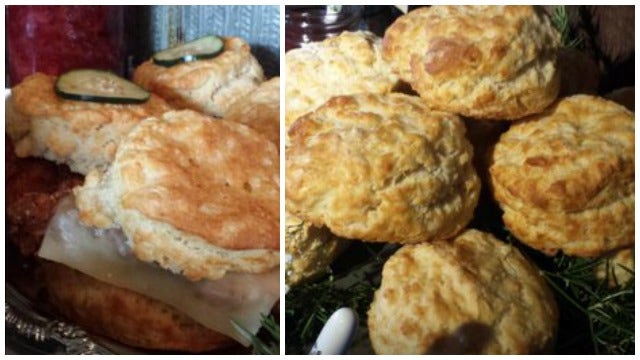 Biscuits with Buck: 'Biscuit Bar' in Marietta