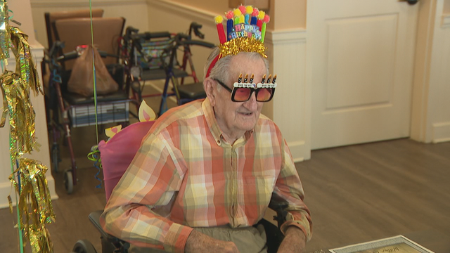WWII veteran from Ga. celebrates 100th birthday