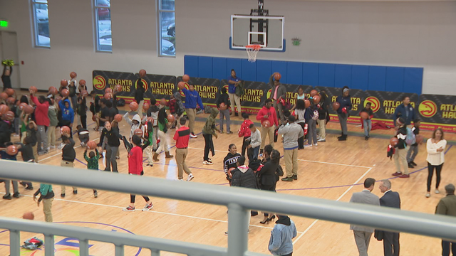 Hawks unveil new basketball court at M.L.King Rec center