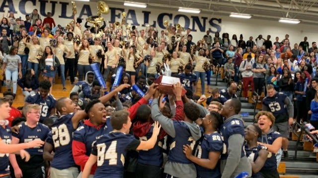 Team of the Week pep rally at Dacula High School