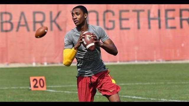 Bulldogs land dual-threat QB in wake of Fields' possible transfer