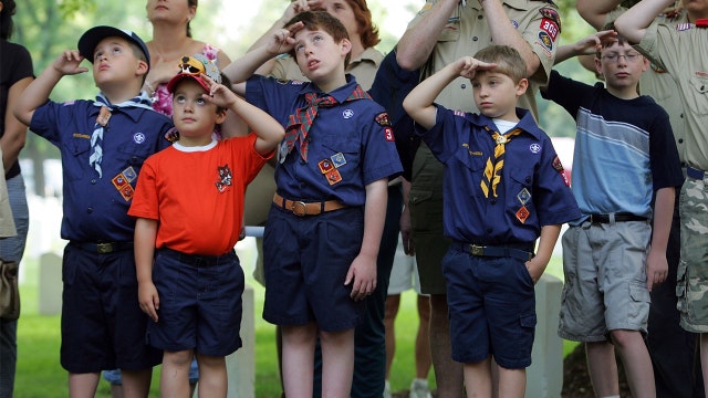 Boy Scouts of America to allow girls to join