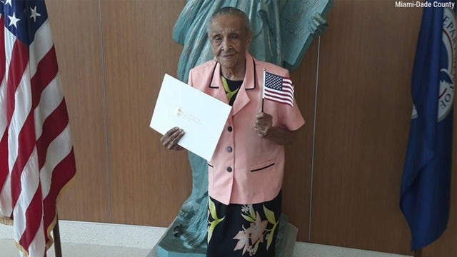 103-year-old woman gets sworn in as U.S. citizen