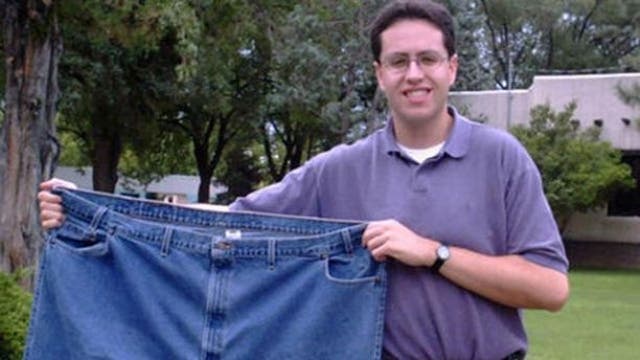Jared Fogle serving subs to officers in prison