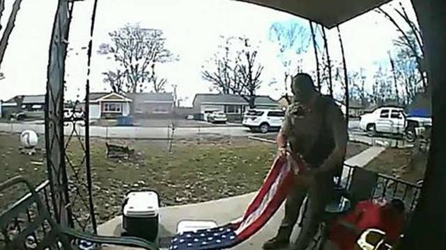 Missouri sheriff's deputy, veteran spotted on camera saving American flag touching the ground