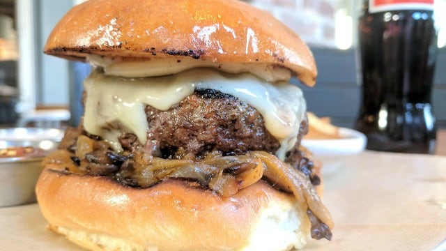 Burgers with Buck: Leon's