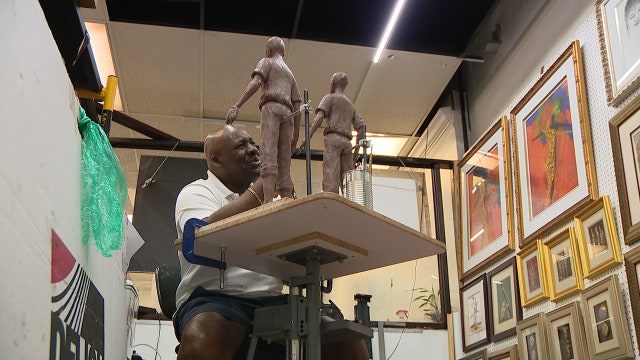 Former NFL player now a sculptor in Georgia