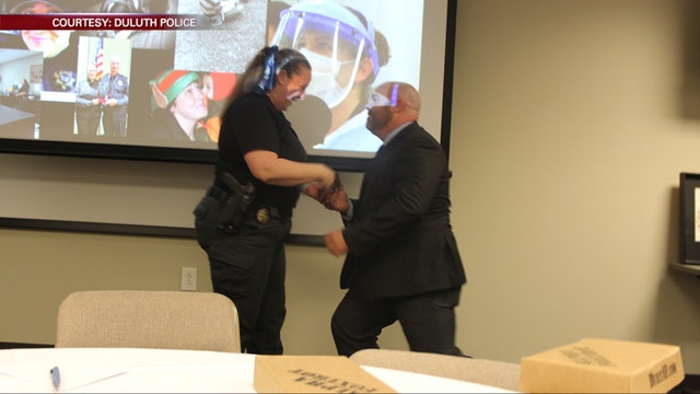 'Blue' Valentine: Officer proposes to fellow officer