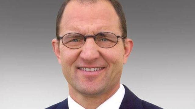 Seaside teacher, Mayor Pro Tem fires gun inside high school classroom injuring student