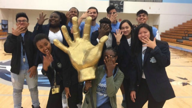 Team of the Week pep rally at Meadowcreek High School