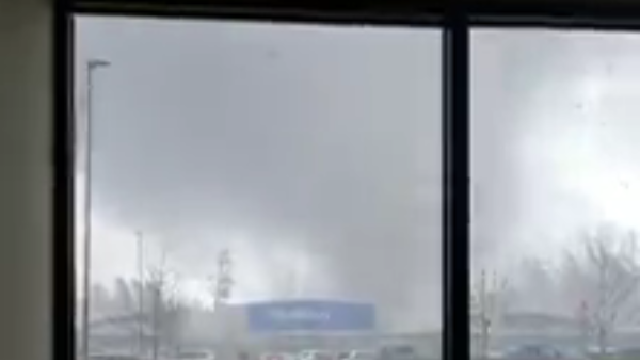 Rare tornado damages homes in Washington state