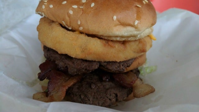 Burgers with Buck celebrates ATL Burger Week at Zesto