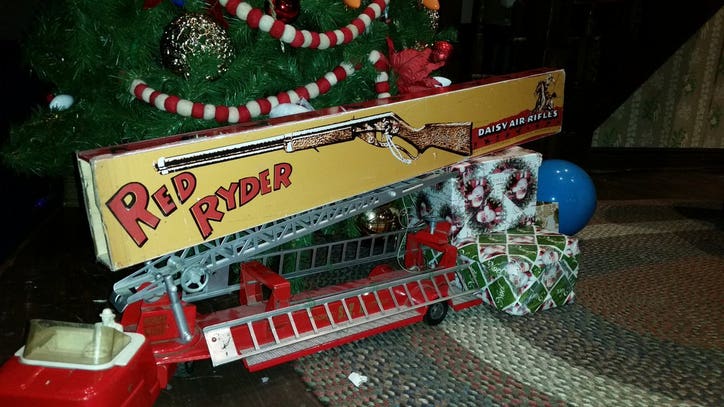 Classic Christmas movie takes over Fox Theatre stage FOX 