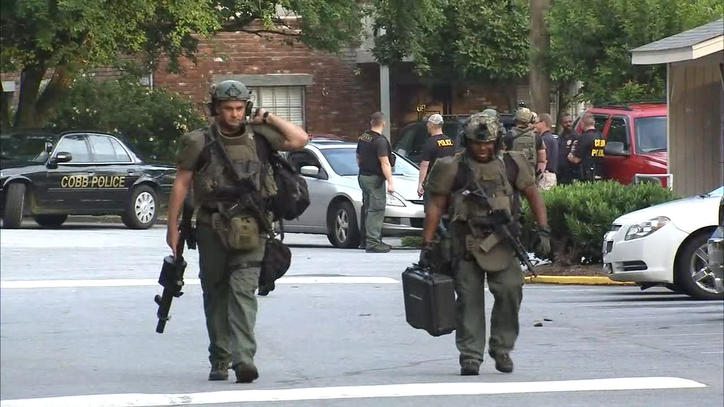 Two people taken into custody after Cobb County SWAT standoff | FOX 5 ...