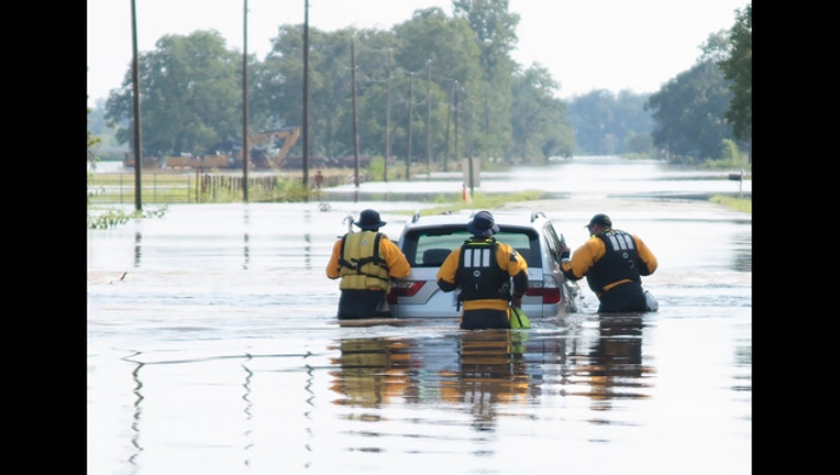 harvey_dvids_083117_3728389-408795