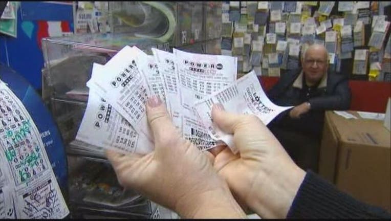 37554311-Powerball_Tickets2-401720.jpg