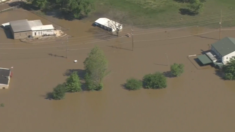 5 11P_00.00.00.10_1494380427783.png