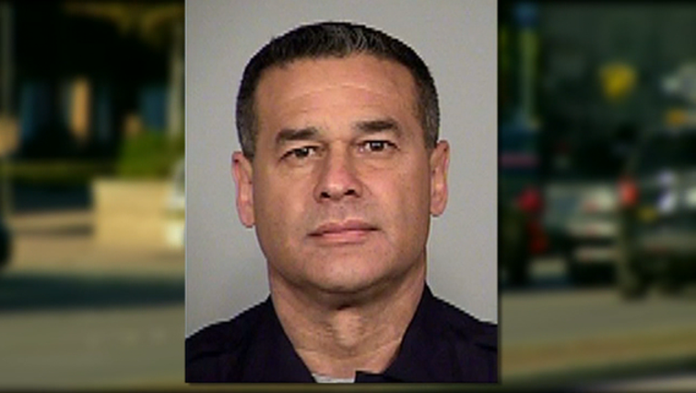 5A TZ2 A san antonio officer shot _00.00.00.12_1479752747097.png