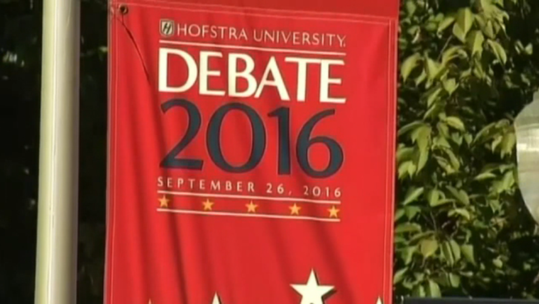 5P TZ3 B PRESIDENTIAL DEBATE 5P _00.00.18.19_1474925044524.png